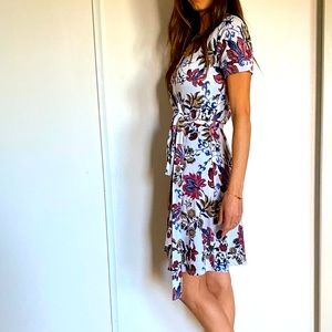 Beautiful floral midi dress